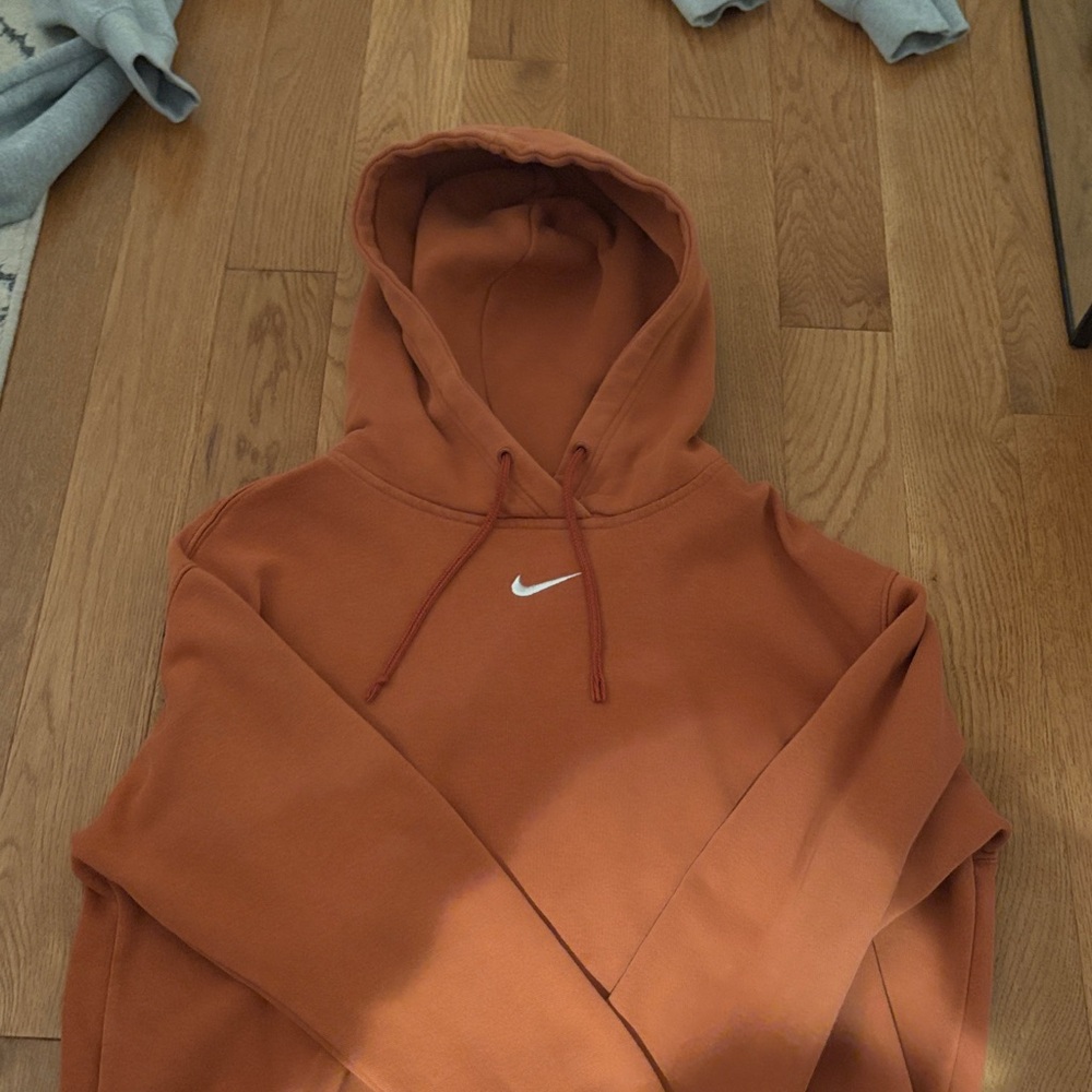 Nike Woman’s Rust Hoodie